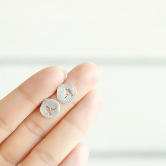 Silver Bird On Branch Round Stud Earrings - Picture 3 of 4